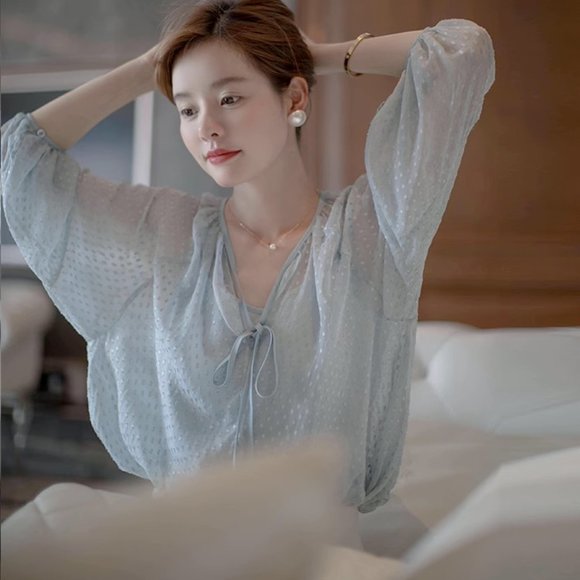 💎 Aqua Luxe: Chic Sky-Blue Silk-Blend Two-Piece Top 💎 - Picture 6 of 11